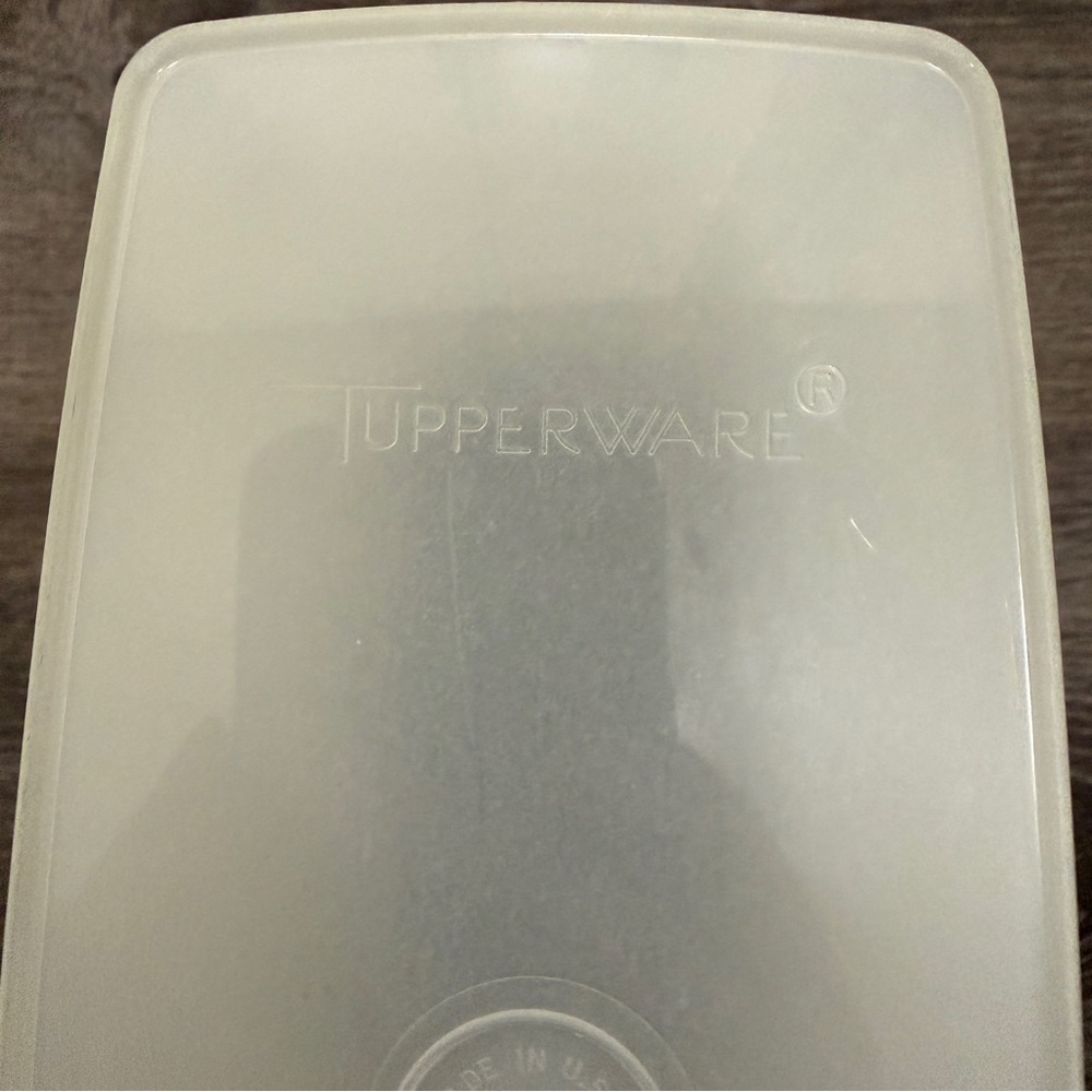 Vintage Tupperware 1588-1 Large Cereal Keeper with Green Lid - Picture 4 of 8